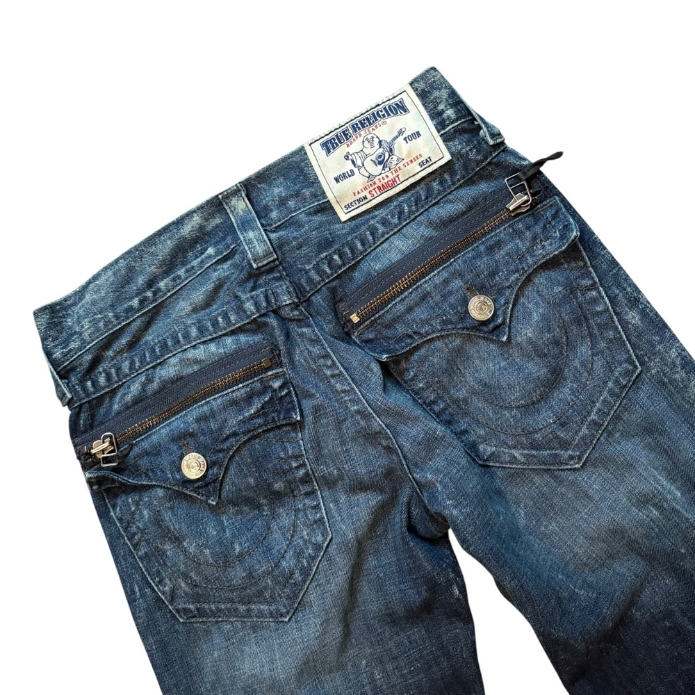 True Religion Straight w/Flaps Zipper Pocket
Ripped Jeans, Sz 30 Waist - Picture 12 of 16